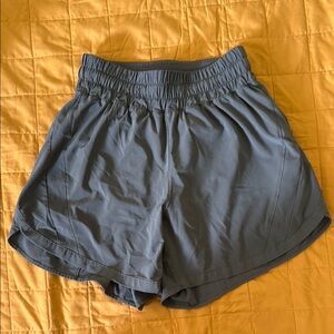 Lululemon track that short - size 6